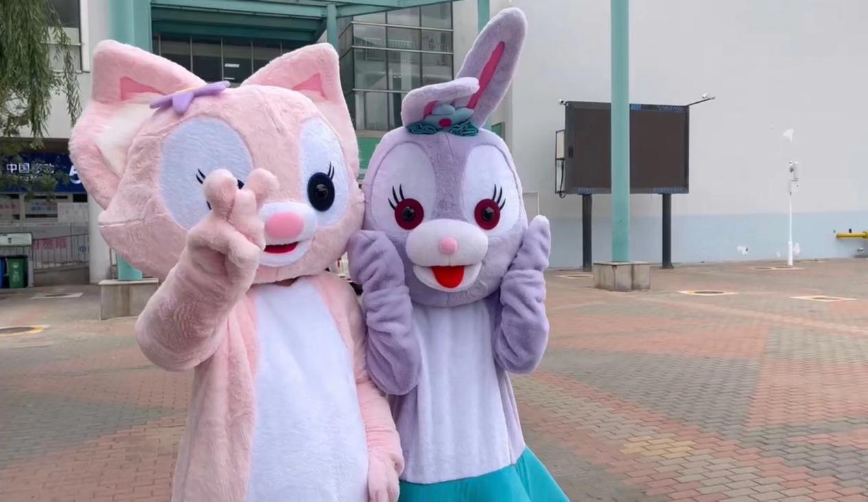 4da58c3f3680bc83fd414cb67a9e893