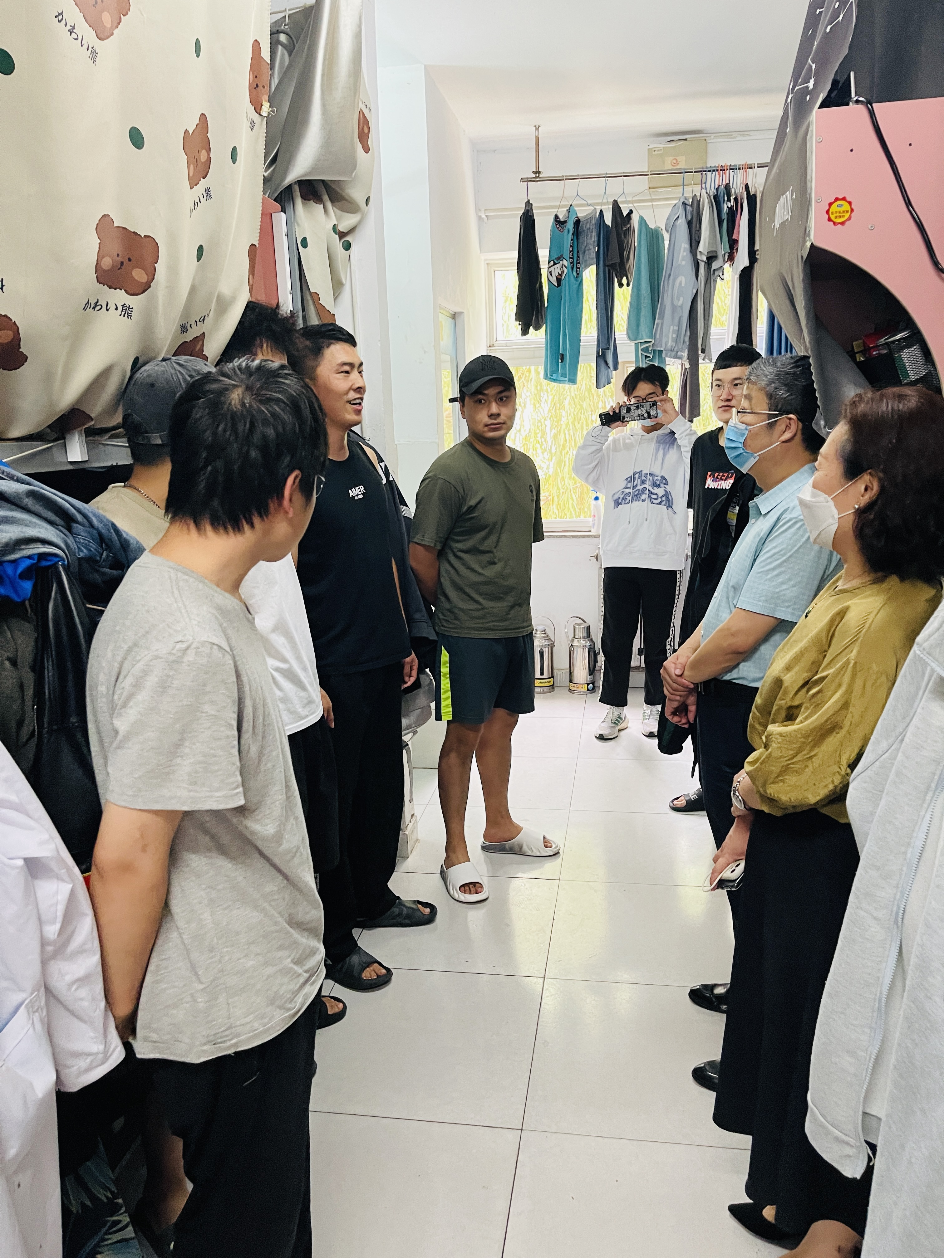 09862848777816c8fbefdaa15581ca9