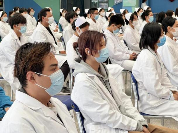 379d6bd1f3225eb8ad3028d55bf6ae4