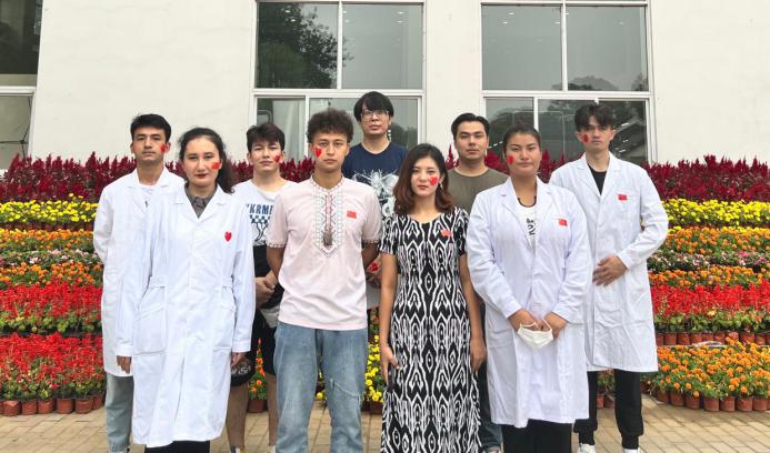 75e145ce5fe7fe3fbf6df2388e51b76